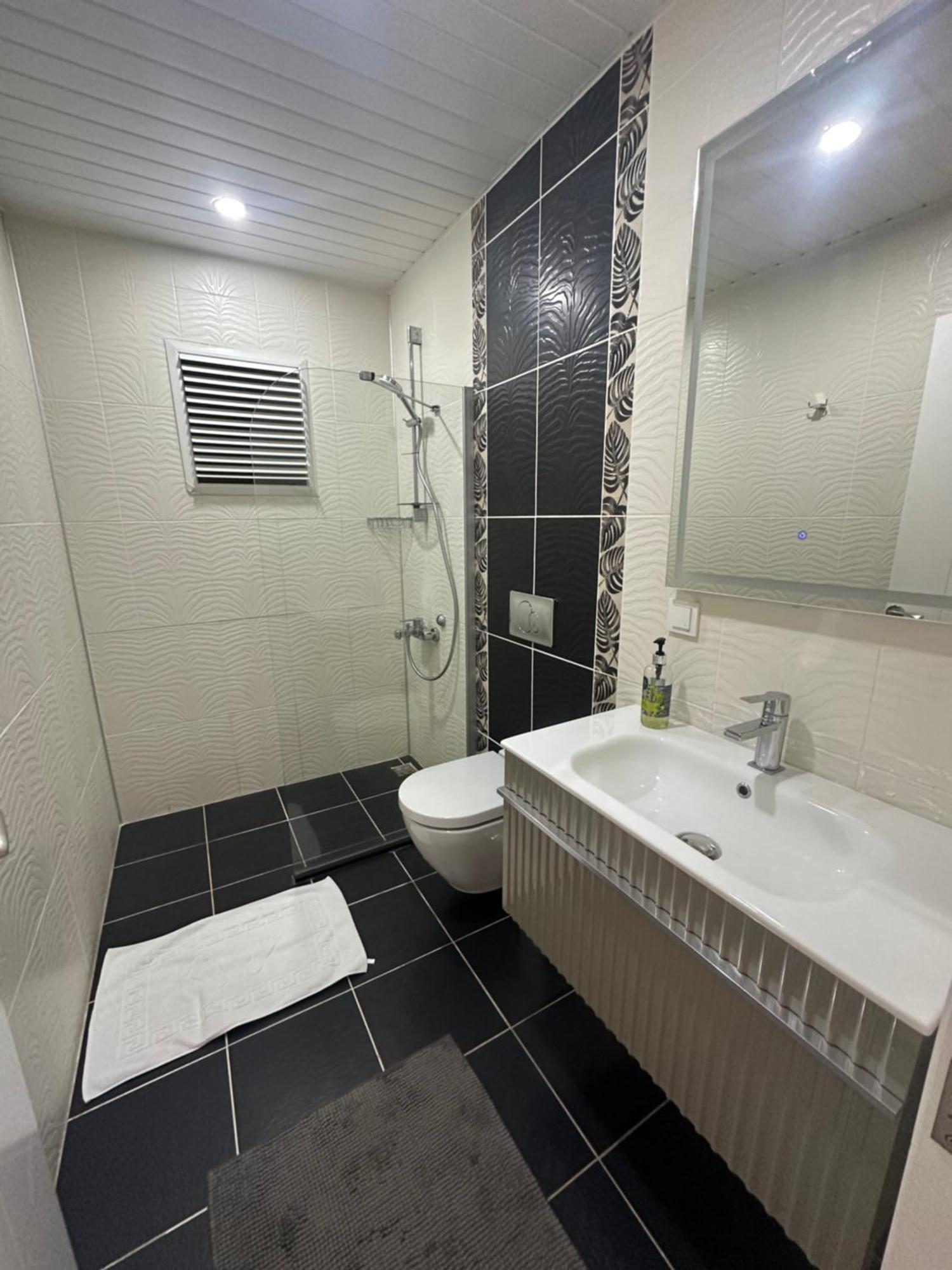 קס The Townhouse Apartment מראה חיצוני תמונה